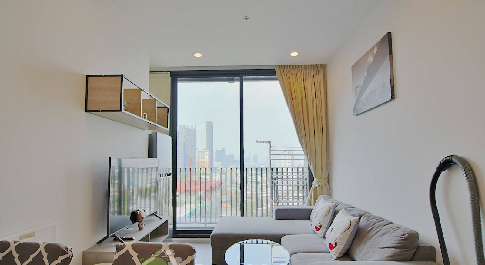 Whizdom Essence for Rent – BTS Phunnawithi 400 meters – Unit 53 Sq.m.